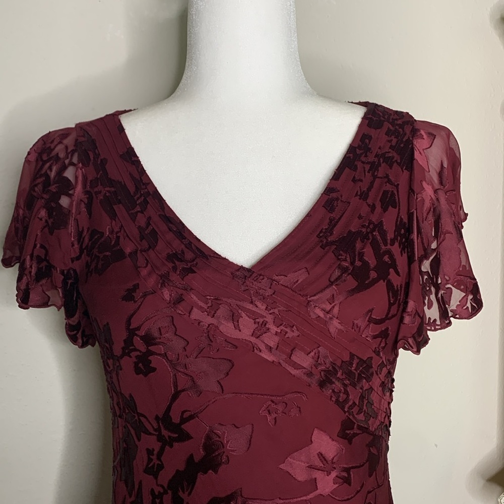 Adrianna Papéll Silk‎ Blend Flutter Sleeve Burnout Dress - Picture 4 of 6